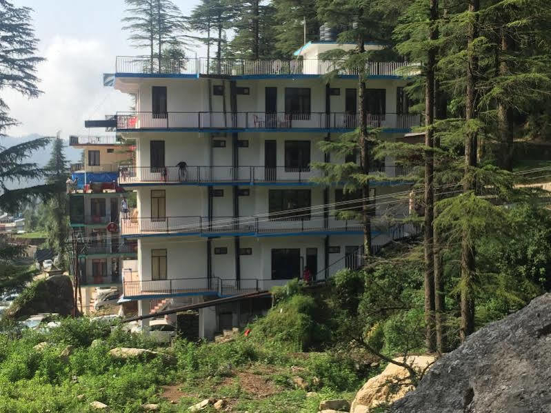 Oyo 1153 The Oak Valley Dharamshala Exterior foto